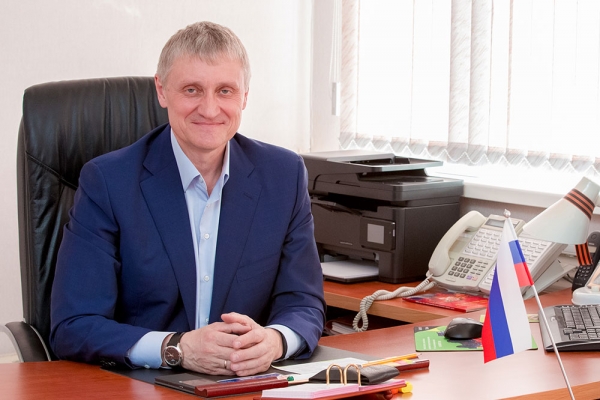 Сергей Сергиенков: Через 100 лет «ВЕЛМАШ» будет ведущим предприятием в мире по производству мобильной грузоподъемной техники и именно на него будут равняться