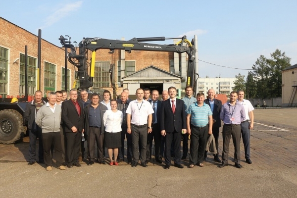 12 сентября на Великолукском машиностроительном заводе прошла встреча белорусских лесозаготовителей и российских машиностроителей.